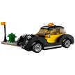 Detailed stock catalog product view of the LEGO Icons 40532 Vintage Taxi elements. 