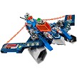 Additional product catalog view highlighting the features of the LEGO Nexo Knights 70320 Aaron Foxs AeroStriker V2. 